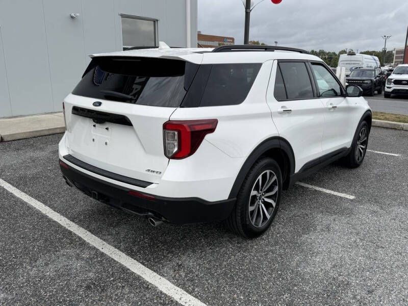2022 Ford Explorer ST-Line