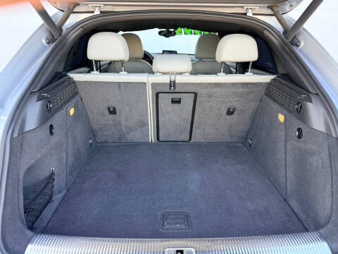 2015 Audi Q3 2.0T quattro Prestige