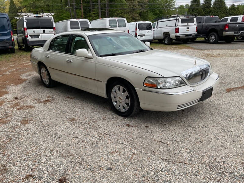 2004 Lincoln Town Car Ultimate photo 7