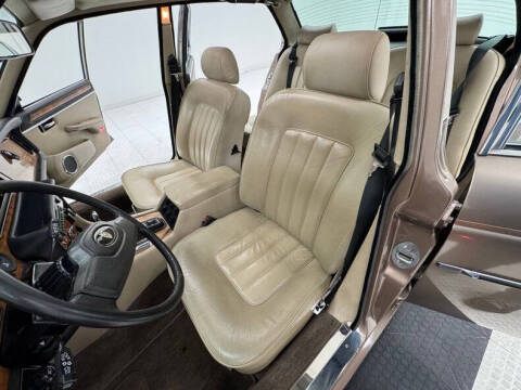 1986 Jaguar XJ-Series XJ6 Vanden Plas