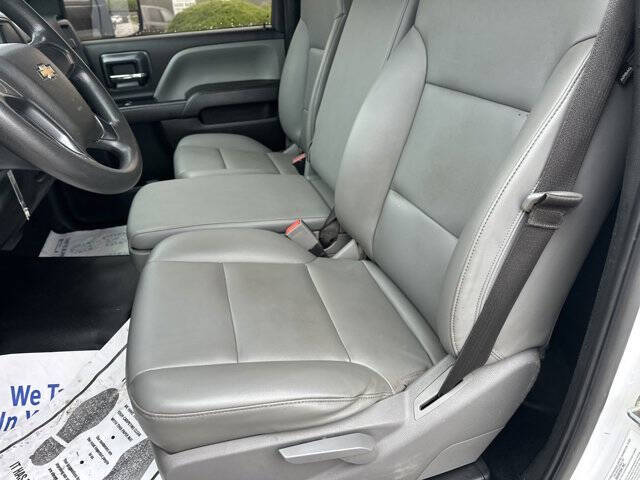 2021 Chevrolet Silverado MD