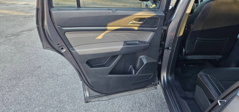 2023 Volkswagen Atlas V6 SE