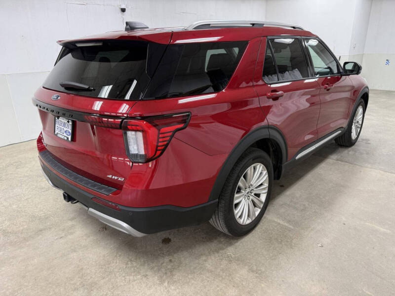 2025 Ford Explorer Platinum