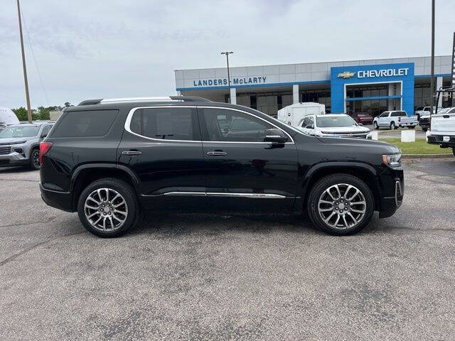 2023 GMC Acadia Denali