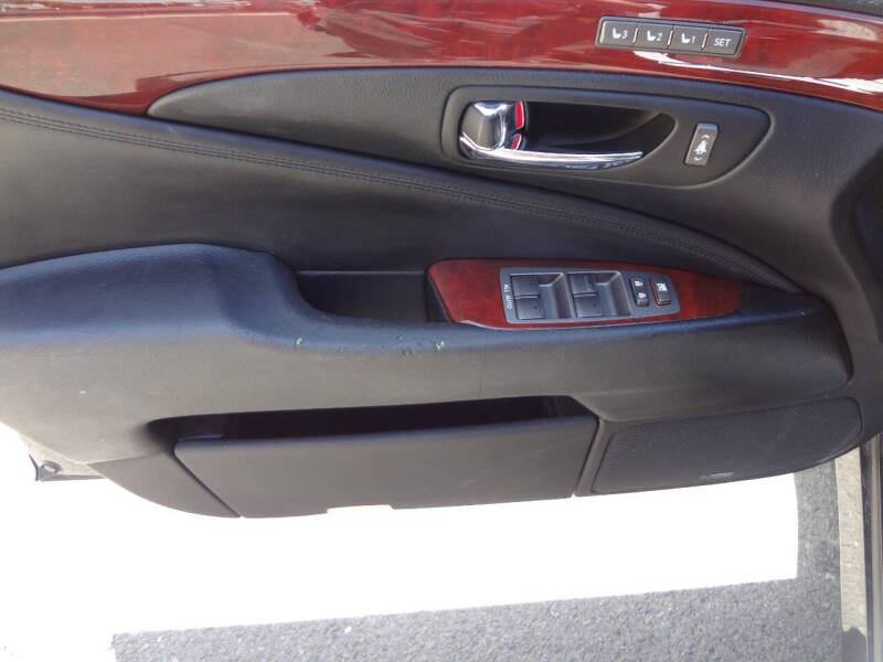2010 Lexus LS 460