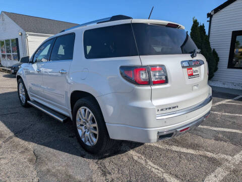 2016 GMC Acadia Denali