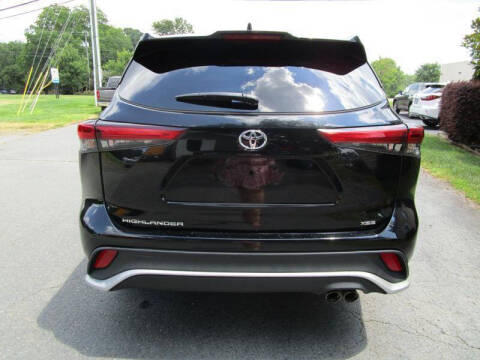 2022 Toyota Highlander XSE