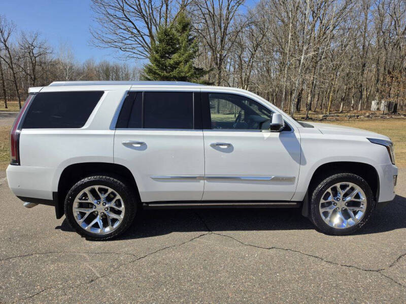 2019 Cadillac Escalade Platinum
