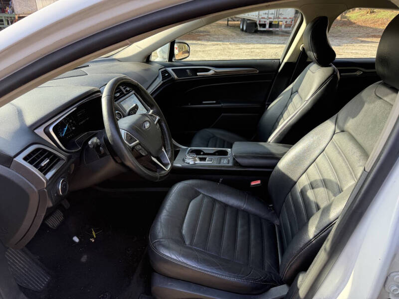 2017 Ford Fusion Hybrid SE