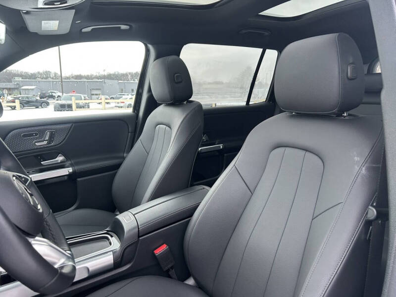 2025 Mercedes-Benz GLB GLB 250 4MATIC