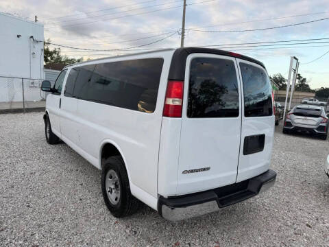 2017 Chevrolet Express LT 3500