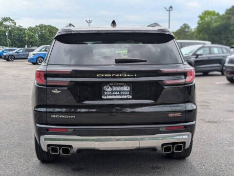 2024 GMC Acadia Denali