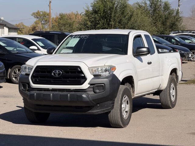 2017 Toyota Tacoma SR