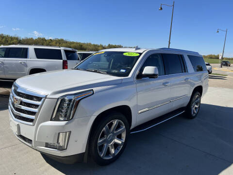 2017 Cadillac Escalade ESV Luxury