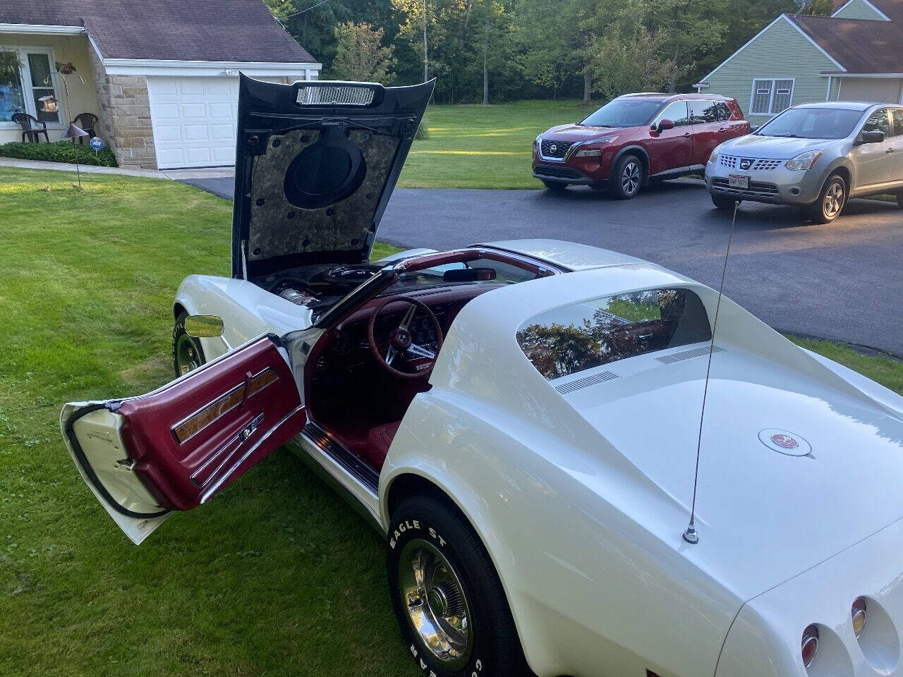 1975 Chevrolet Corvette 21