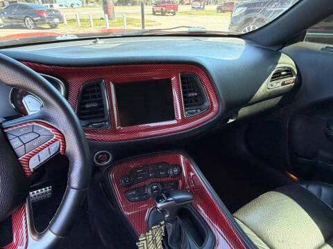 2015 Dodge Challenger SRT Hellcat