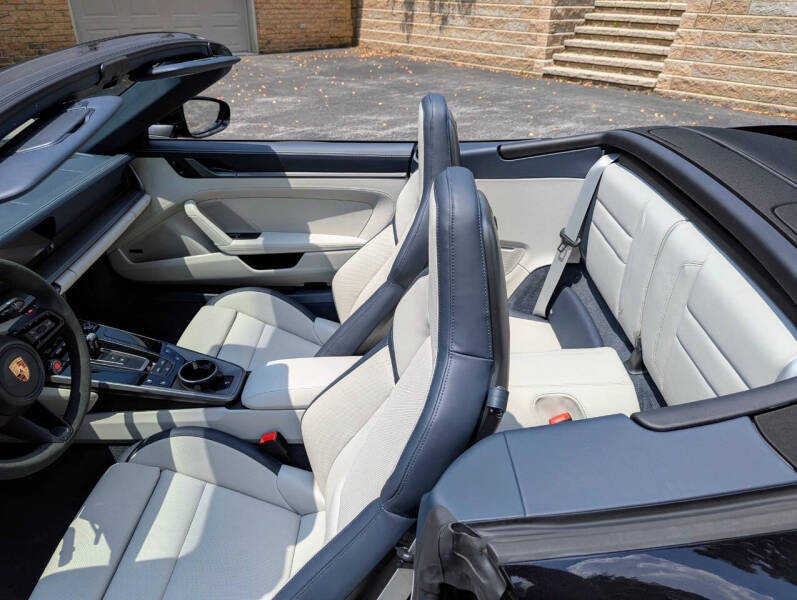 2025 Porsche 911 Carrera S