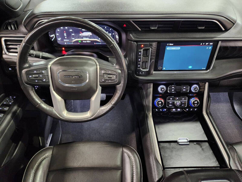 2022 GMC Yukon XL Denali