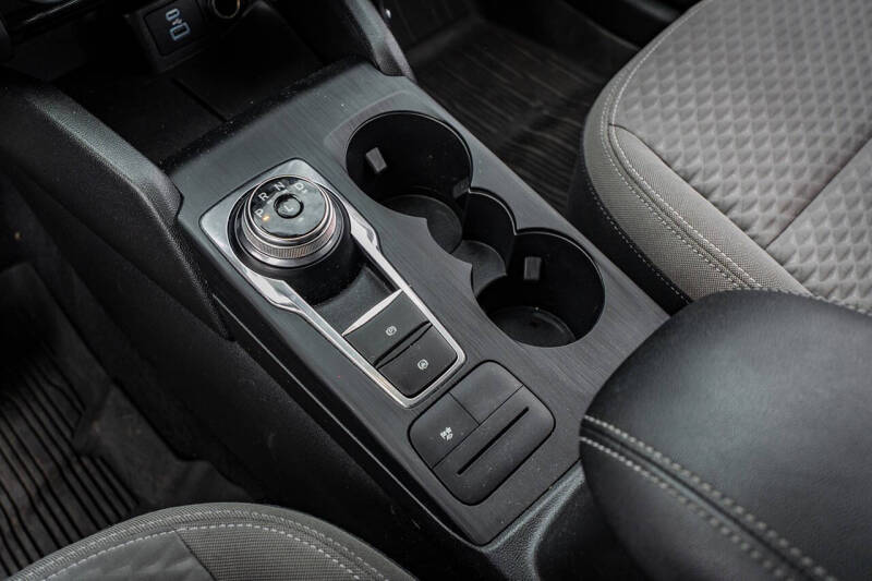 2021 Ford Escape Hybrid SE