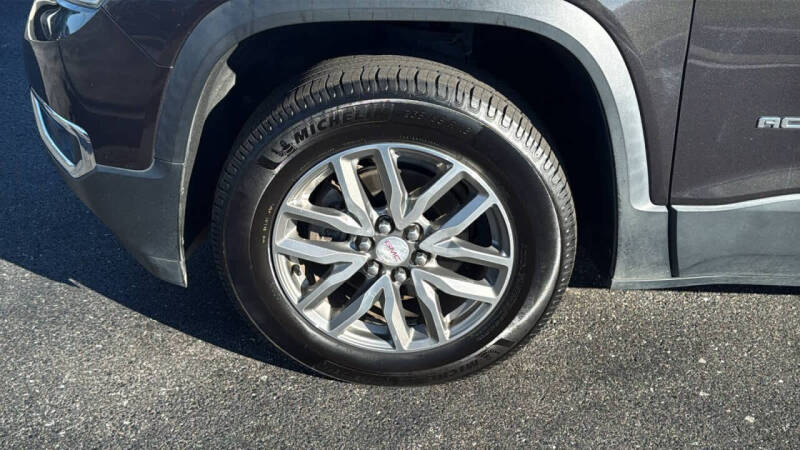 2018 GMC Acadia SLE-2