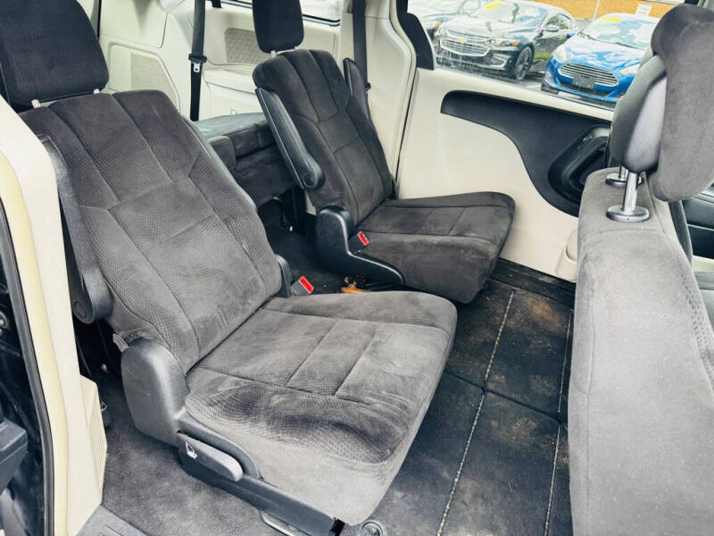 2012 Dodge Grand Caravan Crew