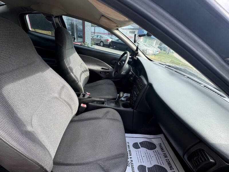 2001 Saturn S-Series SC1