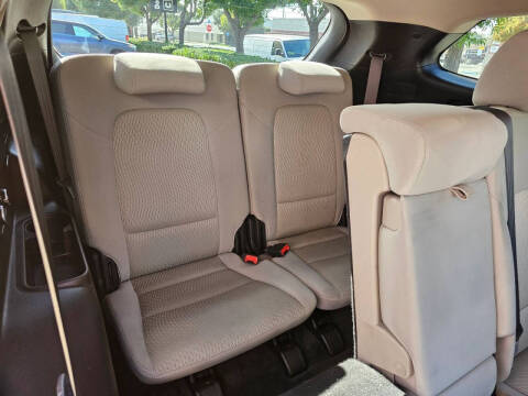 2018 Hyundai Santa Fe SE