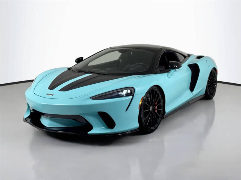 2022 McLaren GT