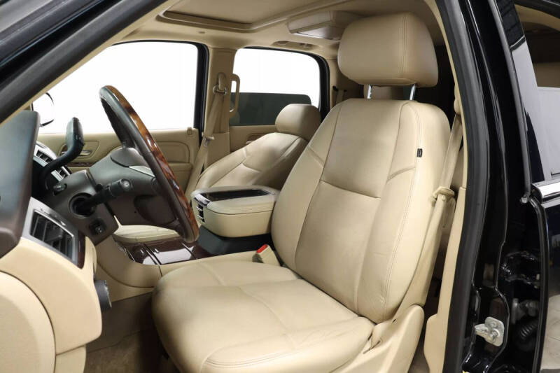 2012 Cadillac Escalade Premium