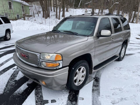 2003 GMC Yukon Denali