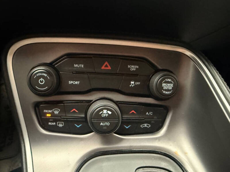 2020 Dodge Challenger SXT