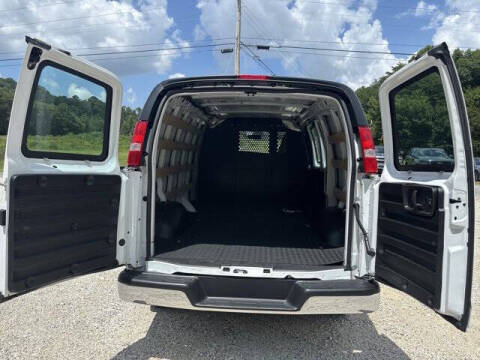 2025 GMC Savana 2500