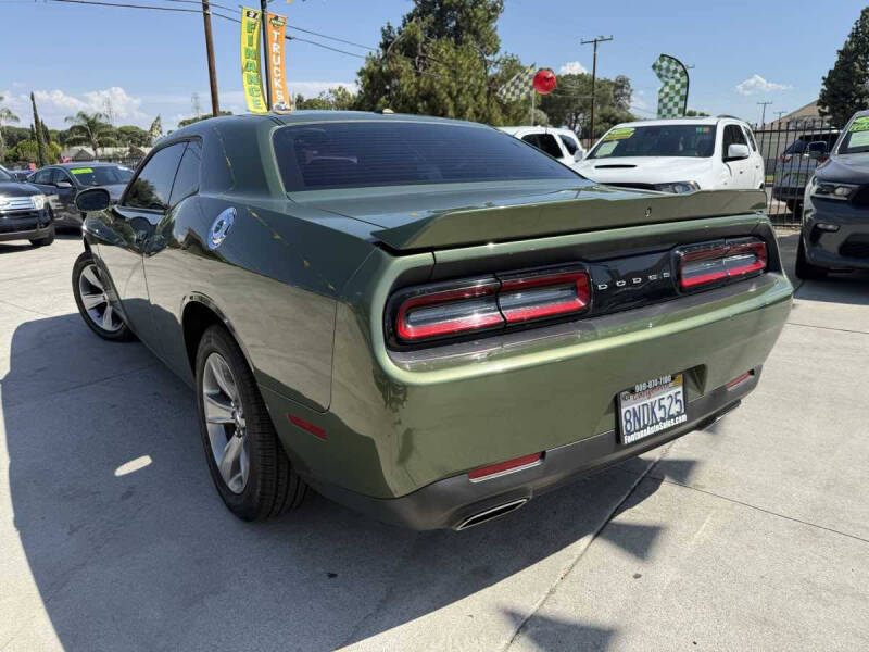 2019 Dodge Challenger SXT