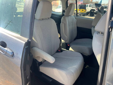 2012 Mazda MAZDA5 Touring