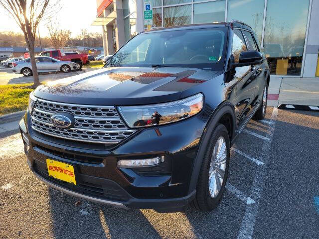 2022 Ford Explorer Limited's photo