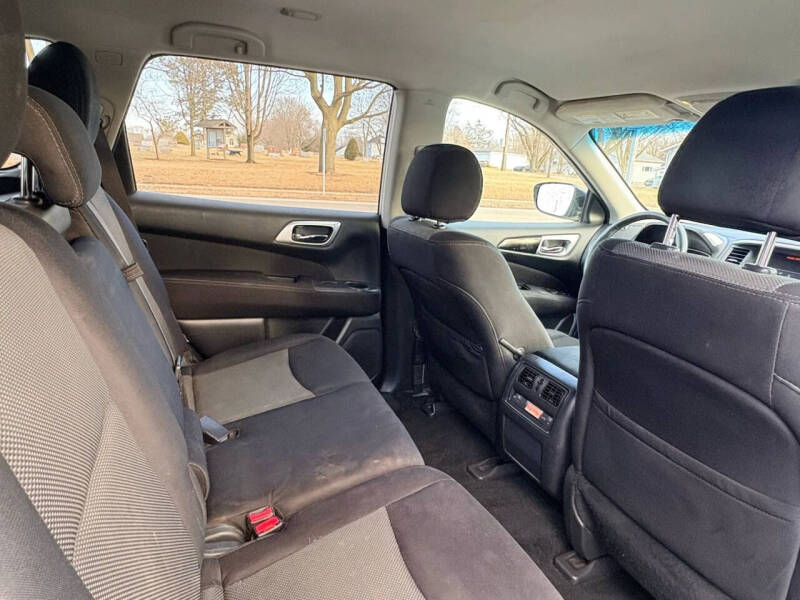 2017 Nissan Pathfinder