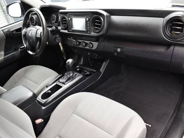 2017 Toyota Tacoma SR5