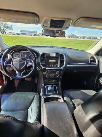 2016 Chrysler 300 Limited