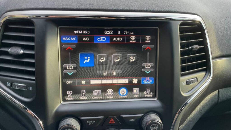 2017 Jeep Grand Cherokee Laredo