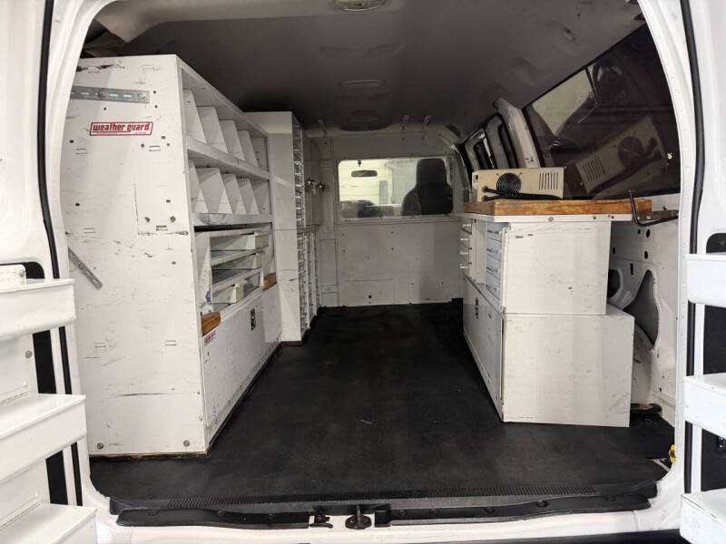 2011 Ford E-Series E-350 SD