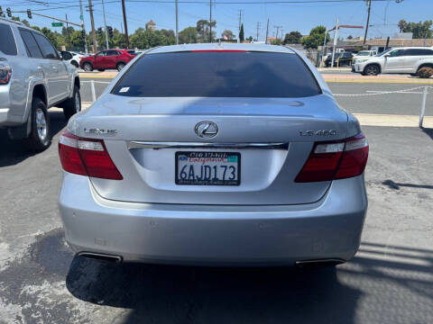 2007 Lexus LS 460