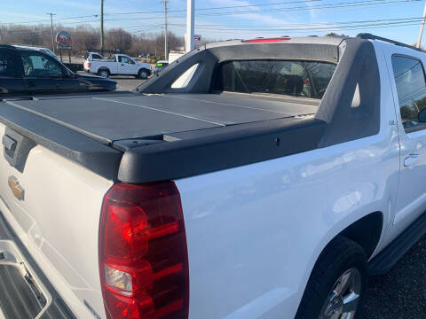 2007 Chevrolet Avalanche for sale at Burkholder Motors in Middletown DE