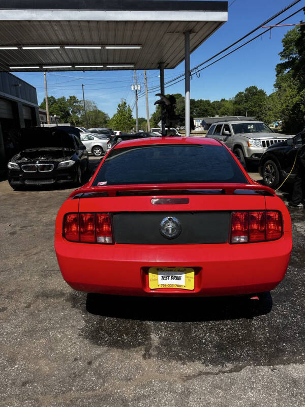 2006 Ford Mustang V6 Standard