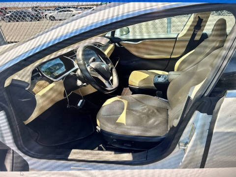 2013 Tesla Model S