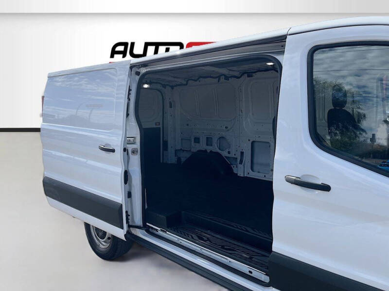 2025 Ford Transit