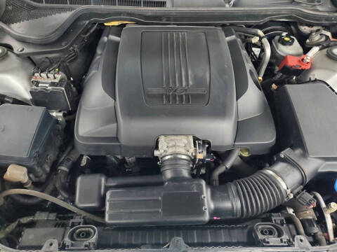 2009 Pontiac G8 Base w/Bluetooth