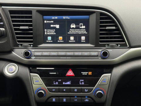 2018 Hyundai Elantra
