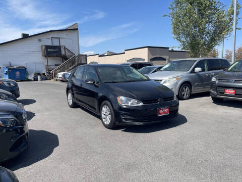 2016 Volkswagen Golf TSI S