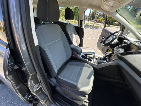 2013 Ford C-MAX Hybrid SE
