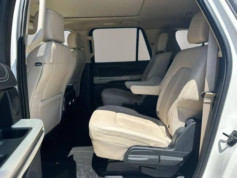 2023 Ford Expedition MAX Platinum